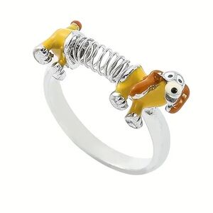 Slinky Dog Ring